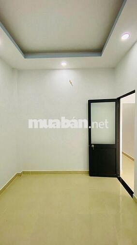 4 TỶ NHỈNH 2 TẦNG HẺM XE TẢI THÔNG DT : 4 X 15 CẠNH TÂN PHÚ SỔ MỚI ĐẸP