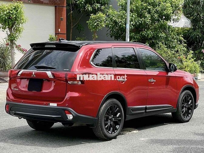 Mitsubishi Outlander 2.4 Premium Model 2020