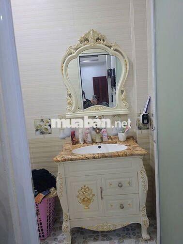 NHÀ ĐẸP 3 LẦU SÂN THƯỢNG, NỞ HẬU LỚN RẤT THOÁNG HỒNG BÀNG P16 Q11