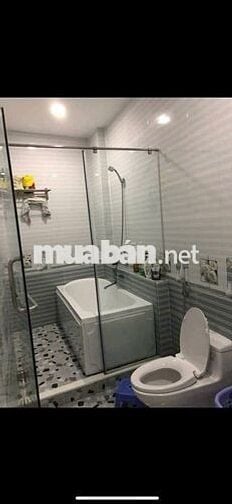 NHÀ ĐẸP 3 LẦU SÂN THƯỢNG, NỞ HẬU LỚN RẤT THOÁNG HỒNG BÀNG P16 Q11