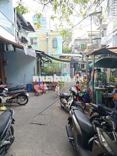 NHÀ ĐẸP 3 LẦU SÂN THƯỢNG, NỞ HẬU LỚN RẤT THOÁNG HỒNG BÀNG P16 Q11