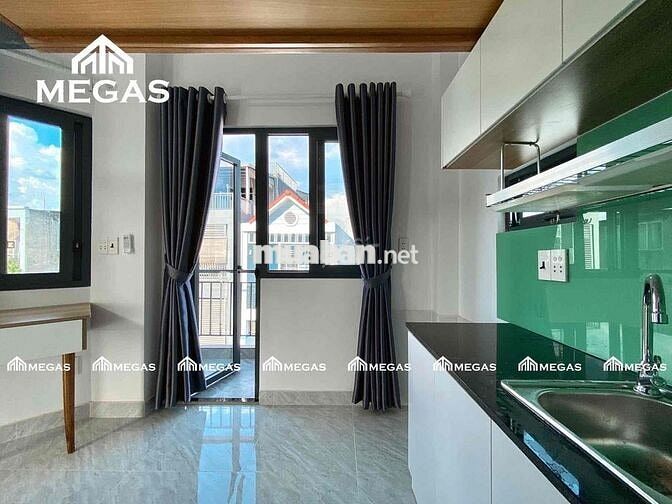 Căn Duplex Ban công Rộng 40m2 có MGR ngay Nhà Ga Sài Gòn - VX Dân Chủ.
