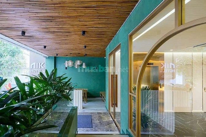 Khách sạn 7 Nguyễn Trãi - DT 8,2x15m - Hầm 10 tầng - HĐT 330tr/tháng