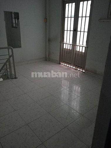 Cho thuê nhà nhỏ xinh ngay trung tâm quận 1