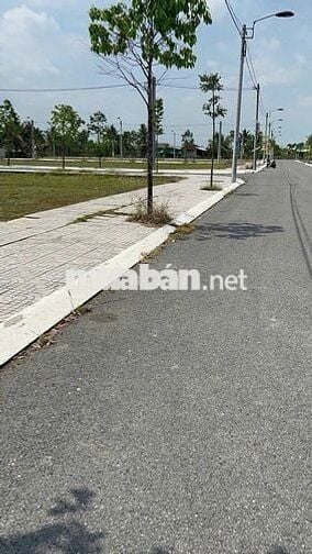cần bán lô đất trong KDC phường 4 tân an long an