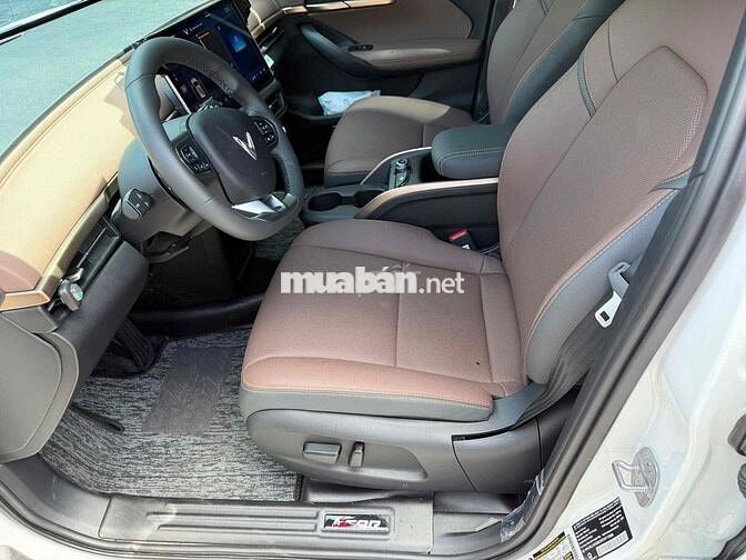 Vinfast VF6 Plus 2026 Trắng 3000 km