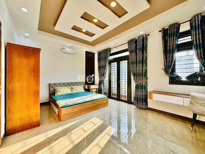 Bán nhanh nhà 70m2 Cô Giang, Q1 xây 4 tầng. Gần chợ Nga. Sổ riêng. Cho