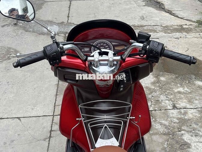 Honda PCX 125 Đỏ 2012 Xe Đẹp Máy Zin Êm. bs 63