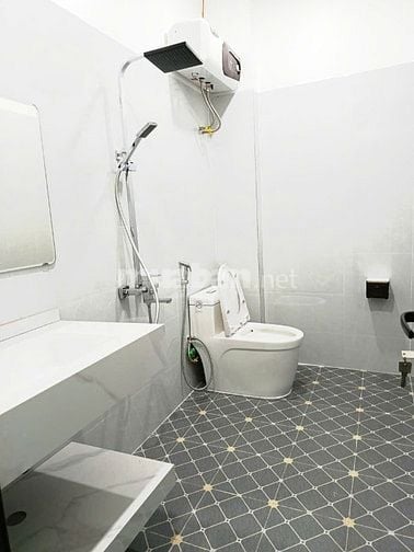 BÁN NHÀ 3 TẦNG PHỐ DÃ TƯỢNG - Dương Kinh- Ô TÔ ĐỖ CỬA