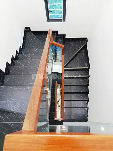 BÁN NHÀ 3 TẦNG PHỐ DÃ TƯỢNG - Dương Kinh- Ô TÔ ĐỖ CỬA