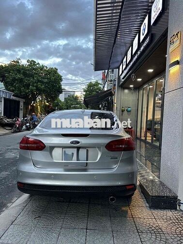 Ford Focus Titanium 2016 Bạc