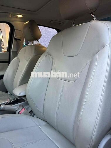 Ford Focus Titanium 2016 Bạc
