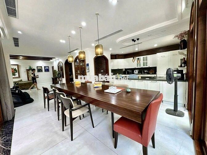 🏡 CHO THUÊ BIỆT THỰ PHÚ MỸ HƯNG DT 15M X 16M DTDS 1.500M2 QUẬN 7