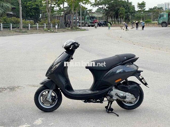 Piaggio Zip màu Đen