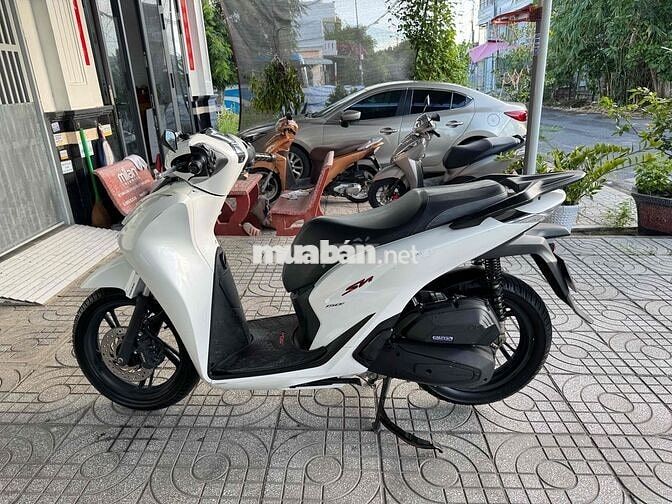 Honda SHVN 125i Trắng Nguyên bản 1 chủ từ đầu