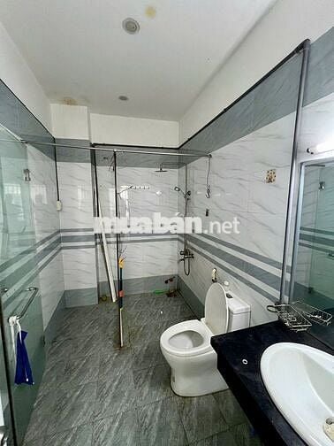 Bán nhà Huỳnh Văn Bánh - P17 - Phú Nhuận 5 tầng - 4PN - 5WC - 6.35TỶ