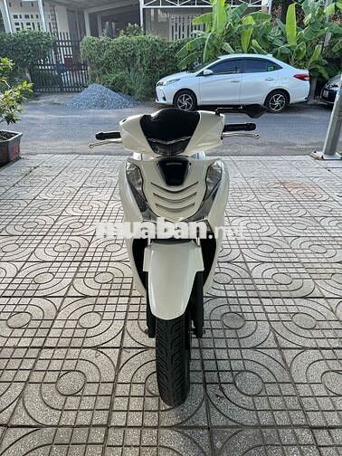 Honda SHVN 125i Trắng Nguyên bản 1 chủ từ đầu