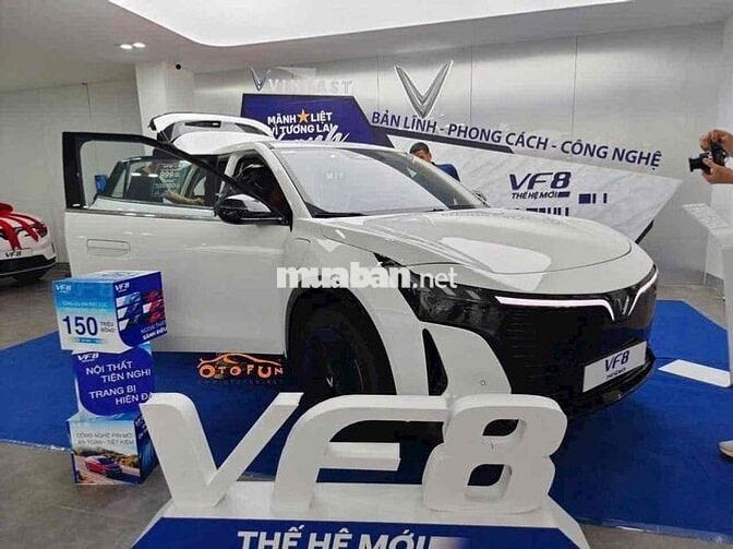 KHUYẾN MÃI 150 TRIỆU CHO VF8 MỚI 2026
