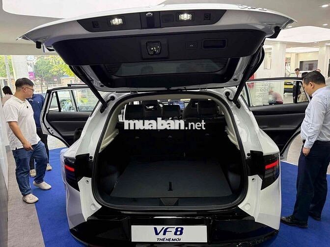 KHUYẾN MÃI 150 TRIỆU CHO VF8 MỚI 2026