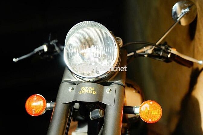 Royal Enfield Classic 500 Chrome Xám