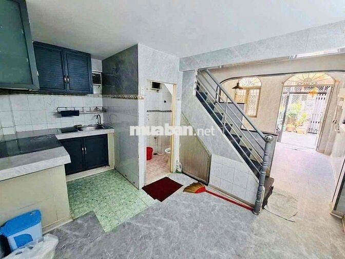 Cho thuê nhà nguyên căn Đường Nguyễn Thượng Hiền Quận BT