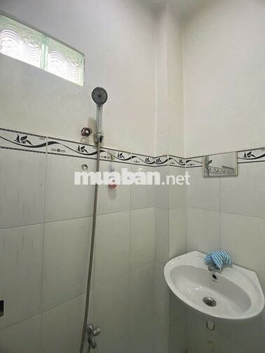 PHÒNG TRỌ XÁC BÊN SIÊU THỊ EMART PHAN HUY ÍCH GÒ VẤP