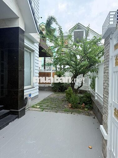 cho thuê dài hạn biệt thự Sông Ông Lớn TPHC