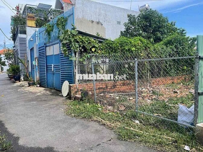 -Đất Trung tâm Thị Trấn Hóc Môn cách chợ Hóc Môn 200m