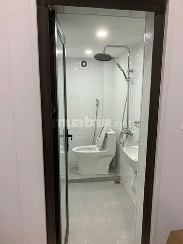 Cho thuê nhà nguyên căn gần ngõ 280 đường Lê Duẩn, Quận Đống Đa