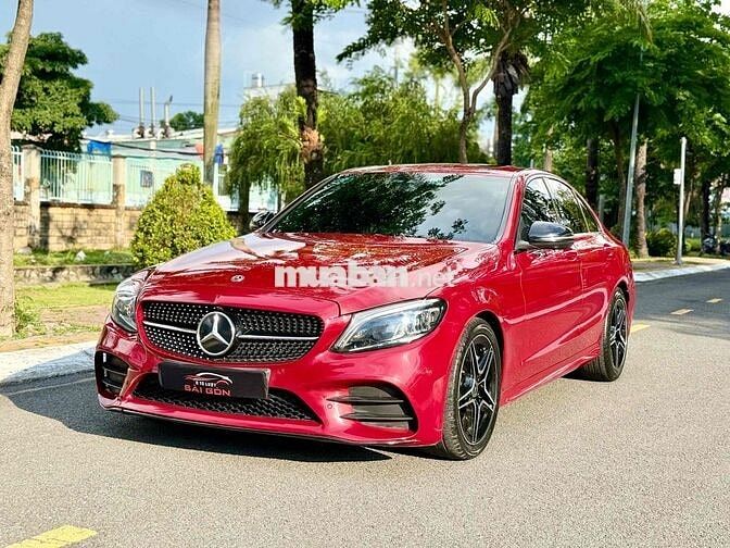 Mercedes C300 AMG 2019 Đỏ siêu lướt