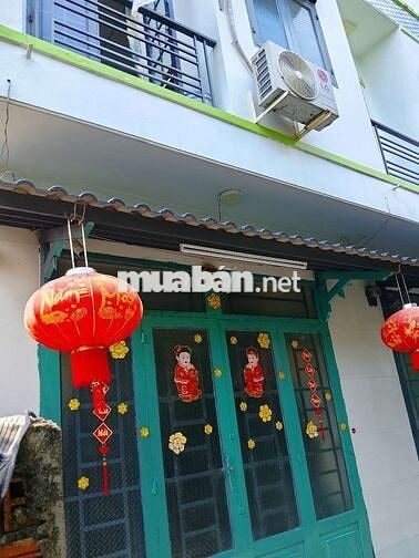 cần bán nhà 1 trệt 1lầu. DT : 32m2 ( gần công an xã Phước lý) 