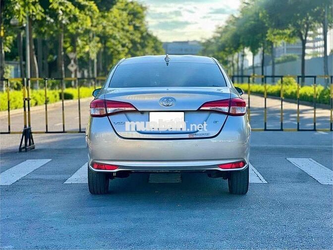 Toyota Vios E CVT 2020 Vàng cát