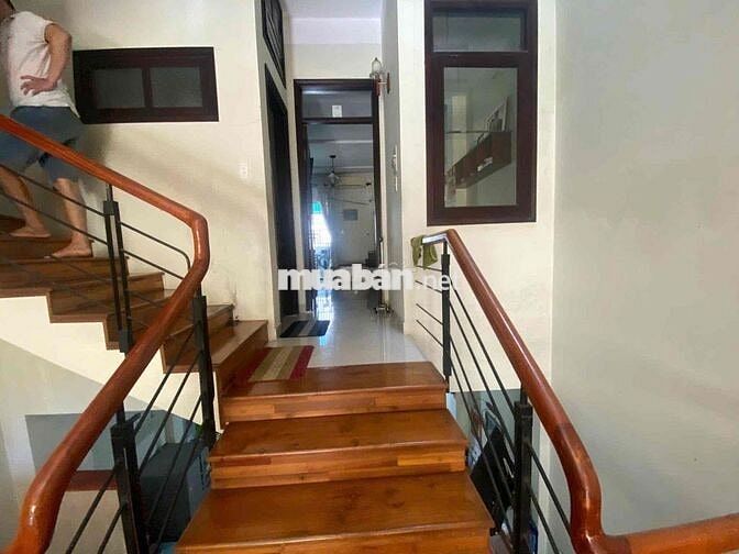 BÁN NHÀ 4 TẦNG- MẶT TIỀN ĐƯỜNG 11,25 M- PHỐ BIỂN NGŨ HÀNH SƠN