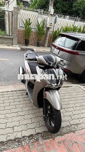 Honda SH 350i 2023