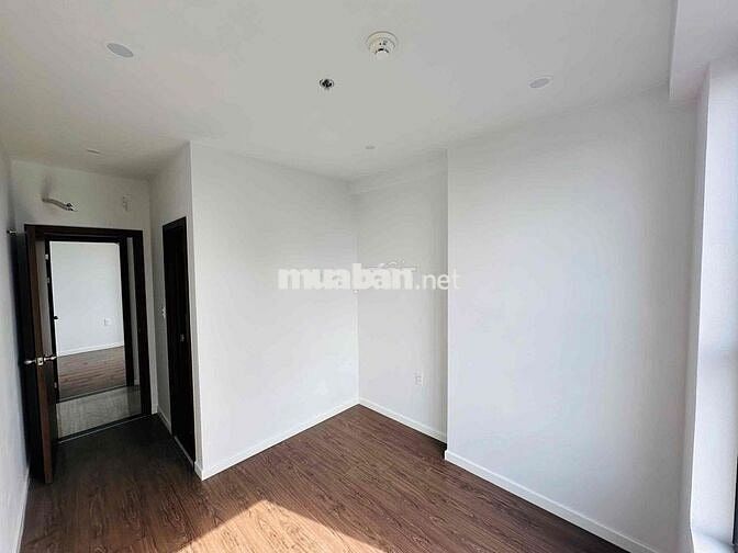 Bán căn góc Bcons City giá 2.89t đang có hợp đồng thuê 14 triệu
