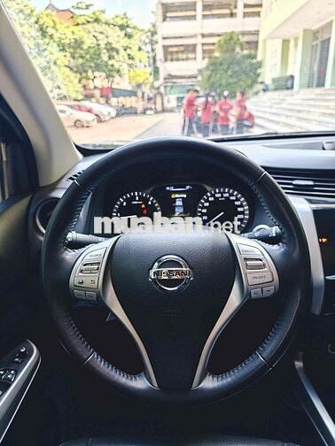 Nissan Navara 2018 VL 4x4 Đen