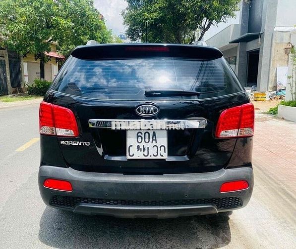 Kia Sorento Đen 7 chỗ Số tự động