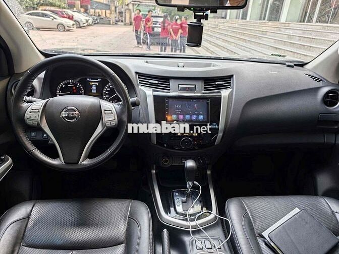 Nissan Navara 2018 VL 4x4 Đen