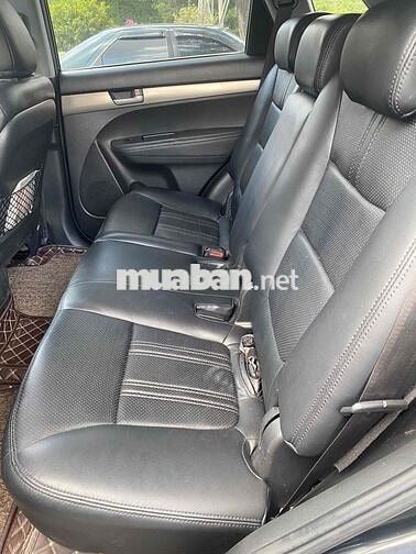 Kia Sorento Đen 7 chỗ Số tự động