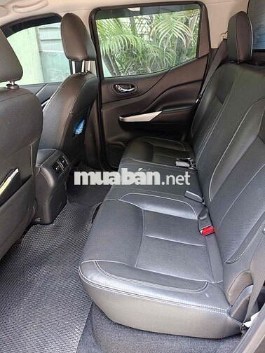 Nissan Navara 2018 VL 4x4 Đen