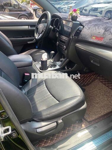 Kia Sorento Đen 7 chỗ Số tự động