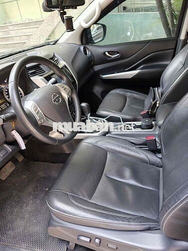 Nissan Navara 2018 VL 4x4 Đen