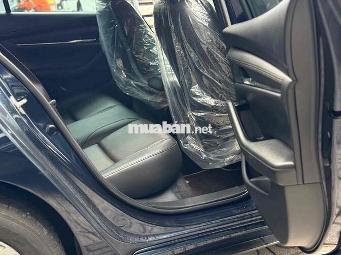 Mazda 3 2024 Luxury 13.000km Xanh đậm