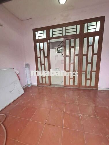 Cần Cho thuê nhà khu vực 38ha  TTN Q12 .DT 5x16 1 trệt  3 lầu  4PN 3WS