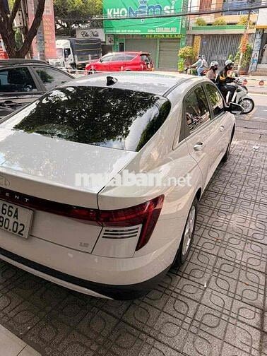 Hyundai Accent GD Trắng Tự động