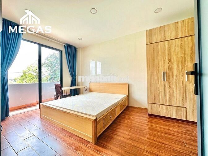Căn Hộ Đầy Đủ Nội Thất - Ban Công ngay Nguyễn Oanh - Cầu An Lộc 