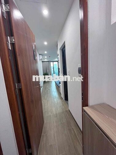 Ngay Vinsmart phòng ban công siêu thoáng gần vườn Nhật - full đồ ở lun