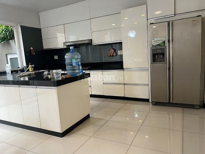 Cho thuê nhà 7.5x20 đường số 11 kdc Him Lam, P. Tân Hưng, Q7