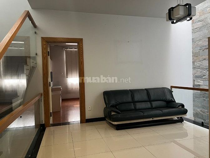 Cho thuê nhà 7.5x20 đường số 11 kdc Him Lam, P. Tân Hưng, Q7