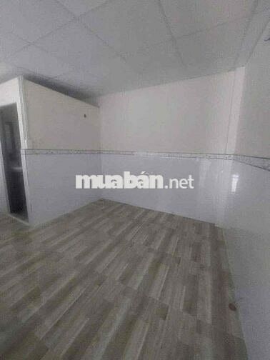 cho thuê nhà nguyên căn tx 52 gần chợ đường giá 4tr